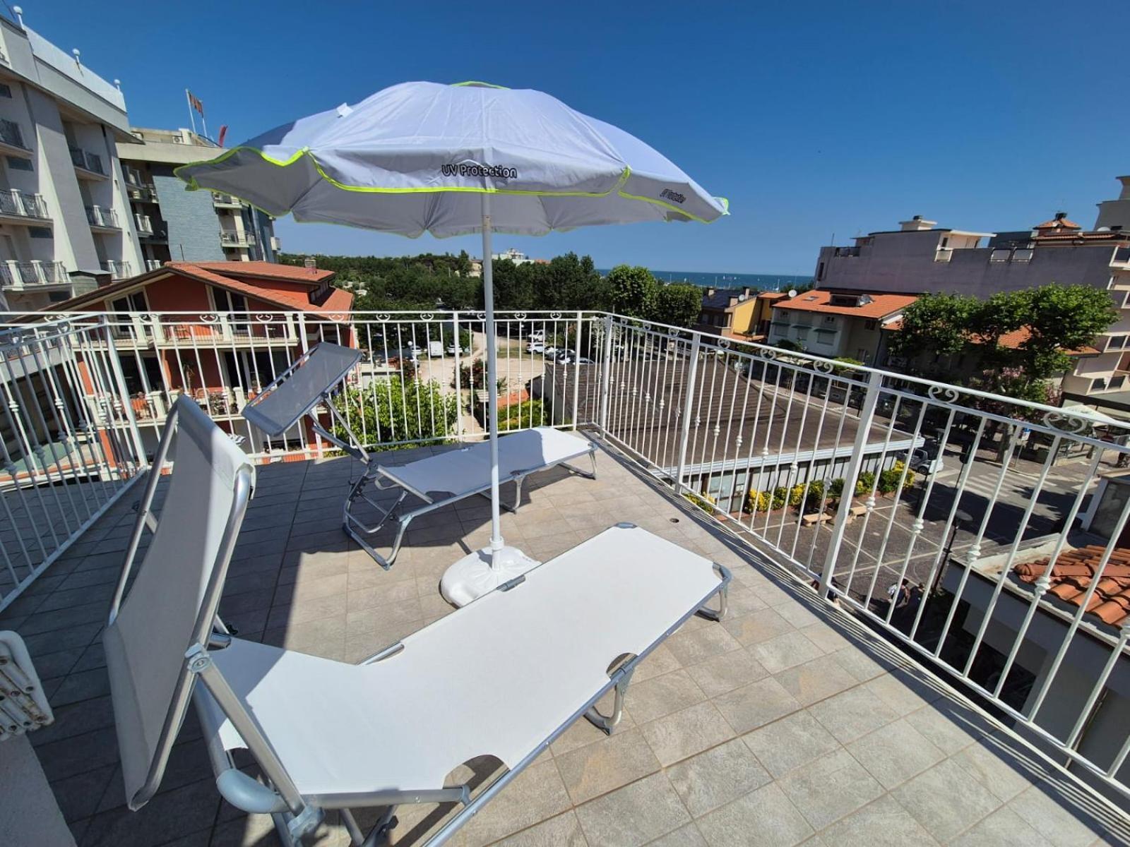 Hotel Rex Misano Adriatico Eksteriør bilde